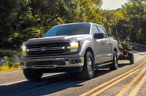 Ford F150 2025 incluye la Asistencia de Arranque en Pendientes que impide se deslice en subidas